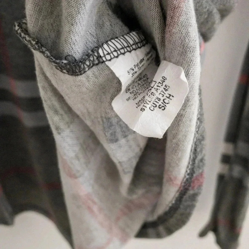 12PM by‎ Mon Ami Grey Plaid Print Cold Shoulder Top - Picture 2 of 2